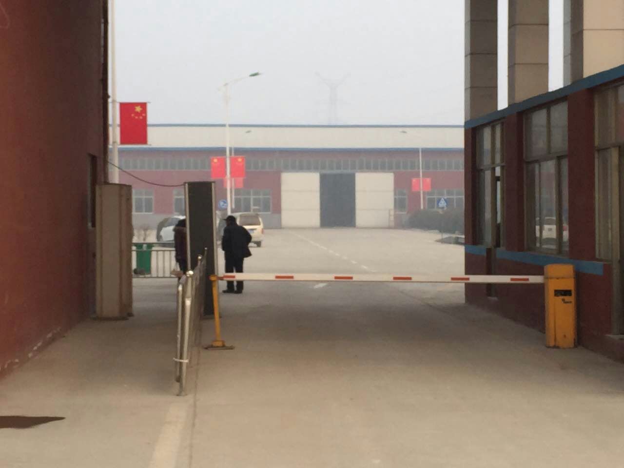 梁山巨源汽车制造